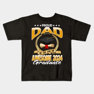 Proud Dad Of An Awesome 2024 Graduate Kids T-Shirt